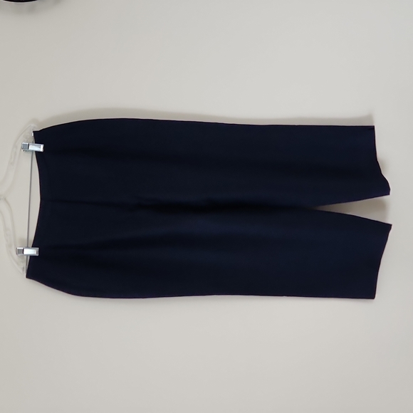 Ralph Lauren ,green label, navy capris size 8 - Picture 2 of 10